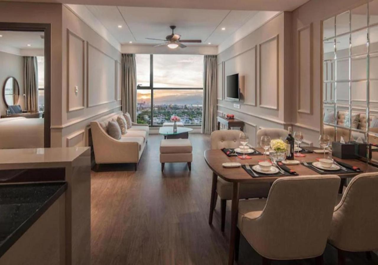 Sunrise Luxury Apartment With Ocean View Da Nang Esterno foto
